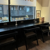 コンセントを完備！充電を気にせず作業ができます◎