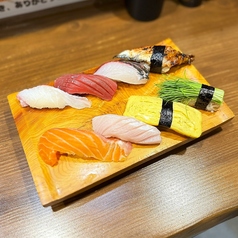 にぎり盛り合わせ　８カン