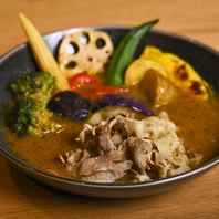 柔らか豚しゃぶとたっぷり彩り野菜のスープカレー