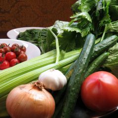 美味しいお肉には季節の野菜が欠かせません