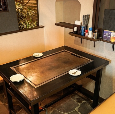 炭火焼鳥もんじゃ　とりもんの雰囲気1
