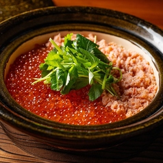 蟹といくらの土鍋ご飯