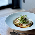 料理メニュー写真 オムレツと季節野菜のプレート・ナチュール スープとデザート付きのメインプレートです。