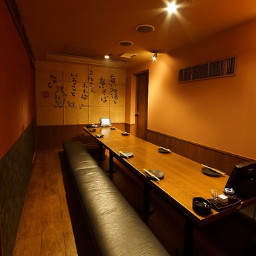 上方ごちそう処 贔屓屋 中之島ダイビル店の雰囲気1