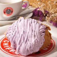 [プレミアムシフォンケーキ:毎日朝焼きの究極のしっとり感…]紫いも