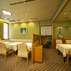 1名様からご利用頂けます。ふるまい点心ランチやミニ会席優待ございます。コースページをご参照ください。