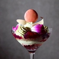 料理メニュー写真&nbsp;【旋律】ピスタチオとチェリーのパフェ