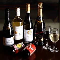 各種ワインをご用意。