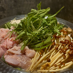 ★鶏白湯出汁で味わう水炊き鍋