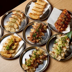 いろんな味が楽しめる餃子♪平日限定でコース・アラカルト共に割引クーポンご用意!の写真