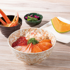 オホーツク海鮮丼御膳