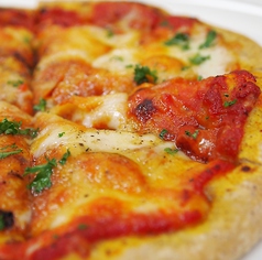 トマトのスモークパプリカ風味ピザ