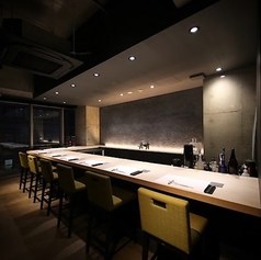 広々カウンター10席