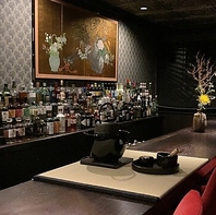 モダンなBARで味わう一服。特別な体験を提供いたします