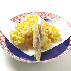 トウモロコシとエビのかき揚げ