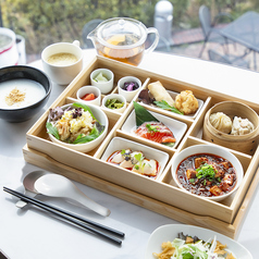 全6種のメインが選べる贅沢中華御膳