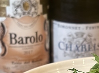 ワインも充実の取り揃え