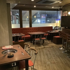 美味しいお肉と自慢の料理に、気の合う仲間楽しい会話に生ビール♪女性にも大人気☆