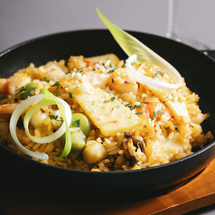 具だくさん海老ピラフ ~アメリカンソース仕立て~