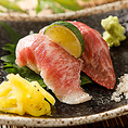 宴会コースでは厚切り牛タン焼きや肉寿司などおなじみの牛タン料理のみならず、から揚げやお刺身などのご宴会に欠かせない和食もご堪能いただけます◎　3時間の飲み放題付きで税込3300円からと、エリアでも屈指のコストパf－マンスでお楽しみいただけます！