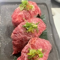 料理メニュー写真&nbsp;国産牛ハラミ寿司