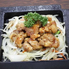 銘柄鶏のももカルビ焼き