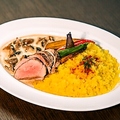 料理メニュー写真&nbsp;豚ヒレ肉とグリル野菜のピラフ/きのこソース掛け