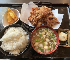 唐揚げ食べ放題定食