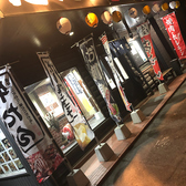 店舗駐車場12台　第二駐車場15台完備