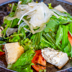 島豆腐サラダ