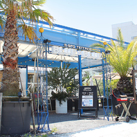 駐車場隣接でアクセスもラクラク