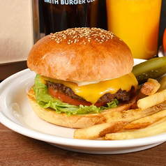 CHEESEBURGER-チーズバーガー-