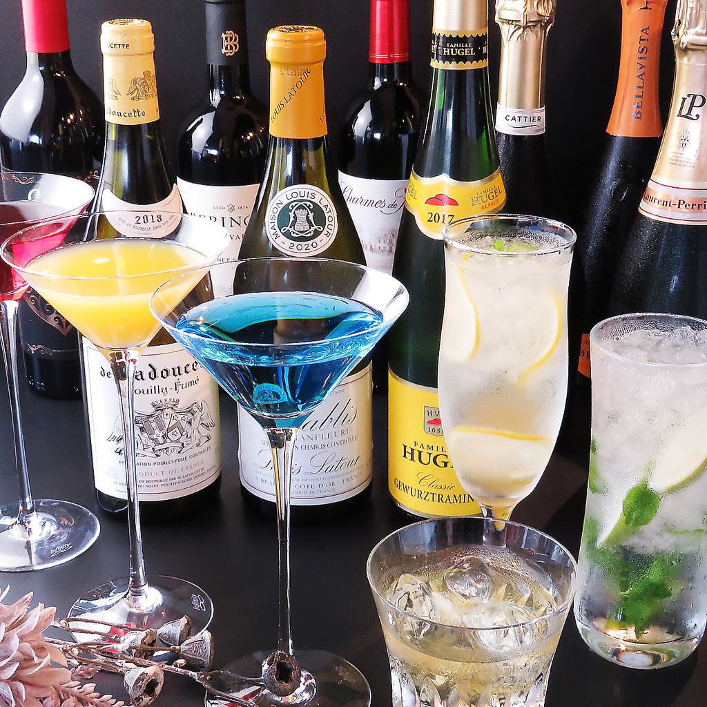 ビールをはじめ、ウィスキーやワインなど種類豊富なお酒。ソフトドリンクも充実しております◎