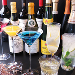 ビールをはじめ、ウィスキーやワインなど種類豊富なお酒。ソフトドリンクも充実しております◎