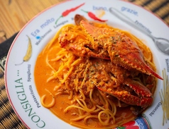 渡り蟹のトマトクリームスパゲッティの写真