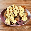 料理メニュー写真&nbsp;フライドチキン 自家製タルタル＆バルサミコソース