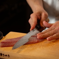 一つ一つの丁寧な手仕事を間近に感じられるカウンター