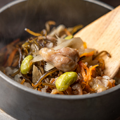 鶏と牛蒡の釜飯
