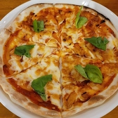 当店は焼き鳥や居酒屋メニューだけではなくピザなどの創作メニュー等もご用意しております!様々なこだわりメニューをお楽しみください!