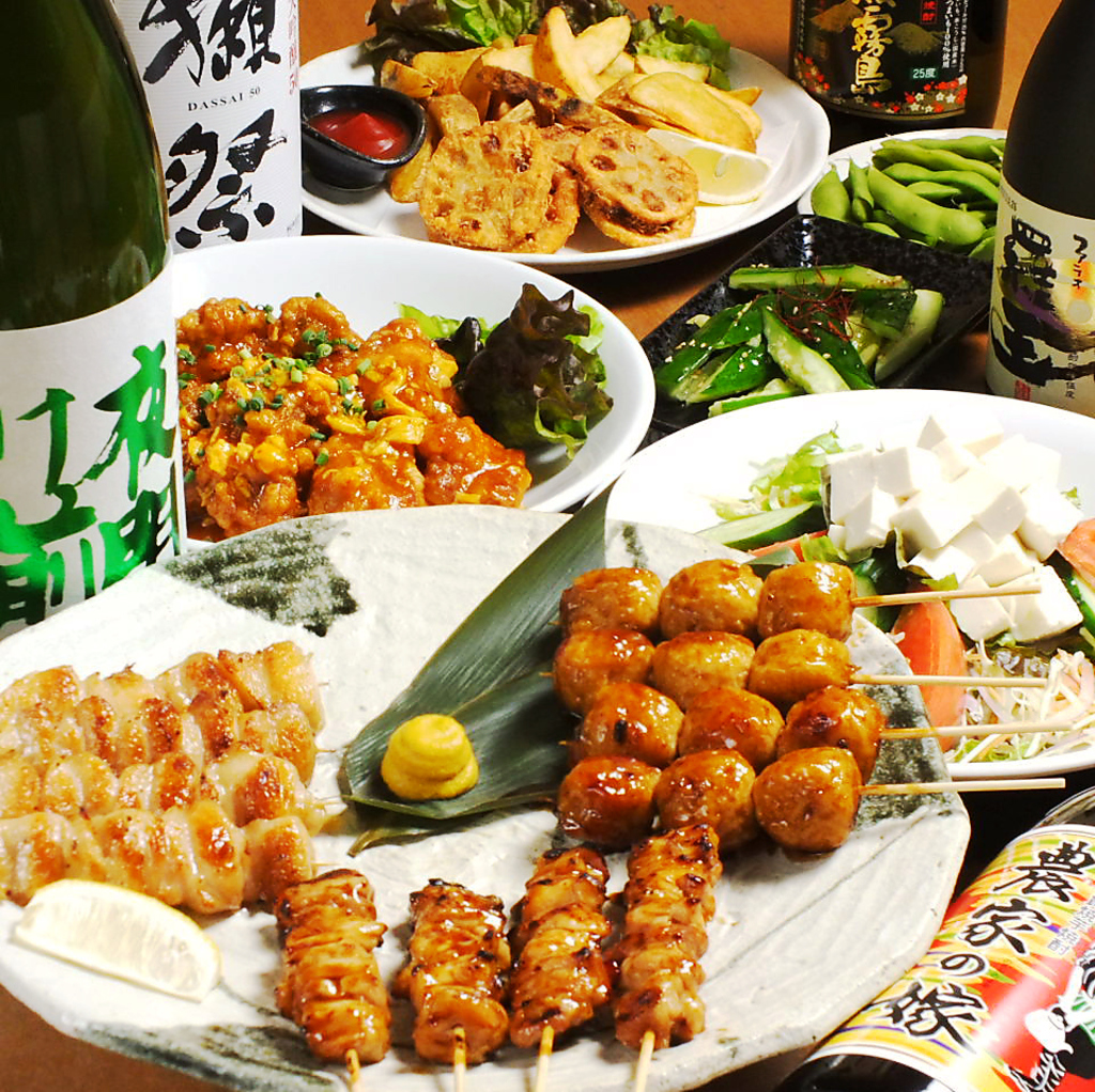 備長炭で焼き上げたふっくらジューシーな焼き鳥♪素材にもこだわり、一本一本当日手打ちでお届け！！