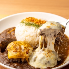 ランチはスープ＆サラダがセットになってさらにお得♪