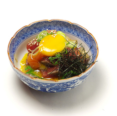 季節鮮魚のユッケ仕立て