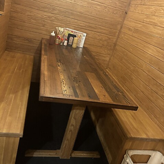 【半個室席：６名様×１卓】