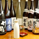 千葉の地酒も含めて、聖泉、五人娘など15種類前後の日本酒を取り揃えております。辛口や甘口など幅広くお楽しみ頂けます。