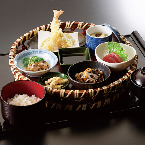 少人数向けBOX席から半個室,団体向けの座敷迄有！ランチ・季節メニューが豊富♪