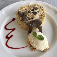 丹波黒豆のロールケーキ