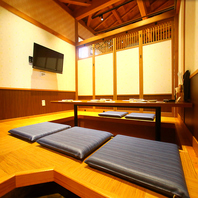 ゆったりできるTV付掘りごたつ式個室