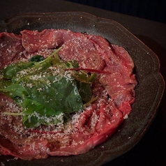 A5ランク黒毛和牛の炙りカルパッチョ