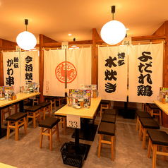 4名様までのテーブル席です。気心知れたご友人とのお食事にも最適！当店こだわりの料理をお楽しみいただけます♪