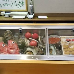 当日仕入れる産地直送の旬な鮮魚に舌鼓